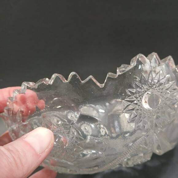 EAPG McKee Sextec Press Cut Ruffled Sawtooth Edge 6.5" Bowl *Rim Chips* - Picture 8 of 12